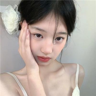盒装美人